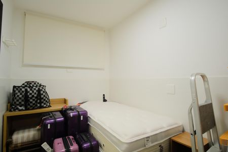 Casa de condomínio à venda com 356m², 5 quartos e 4 vagas Casa de condomínio à venda com 356m², 5 quartos e 4 vagasQuarto de Serviço