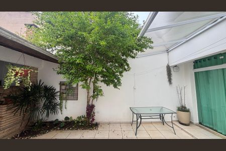 Casa à venda com 276m², 3 quartos e 3 vagasQuintal