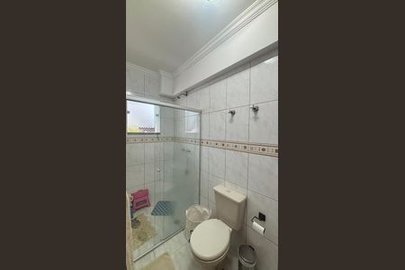 Casa à venda com 276m², 3 quartos e 3 vagasBanheiro da Suíte 2