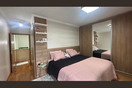 Casa à venda com 276m², 3 quartos e 3 vagasSuite