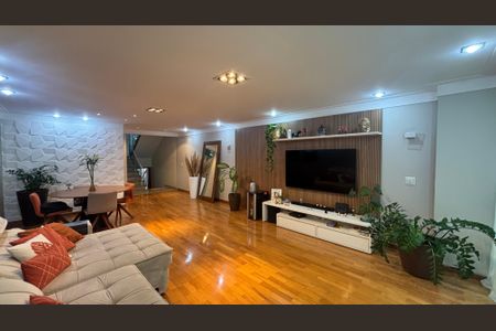 Sala de casa à venda com 3 quartos, 276m² em Vila Valparaíso, Santo André