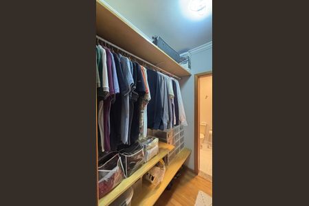 Casa à venda com 276m², 3 quartos e 3 vagasSuite Closet