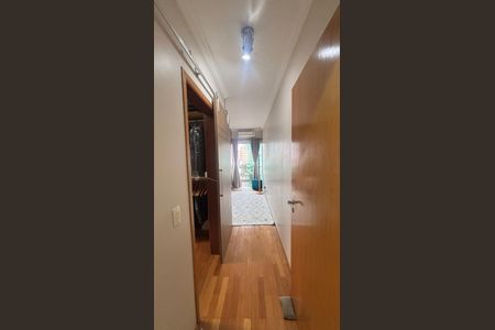 Casa à venda com 276m², 3 quartos e 3 vagasSuite