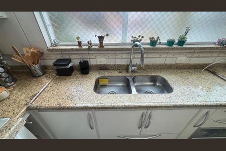 Casa à venda com 276m², 3 quartos e 3 vagasCozinha