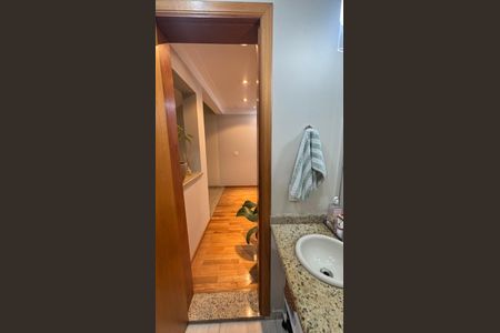 Casa à venda com 276m², 3 quartos e 3 vagasLavabo