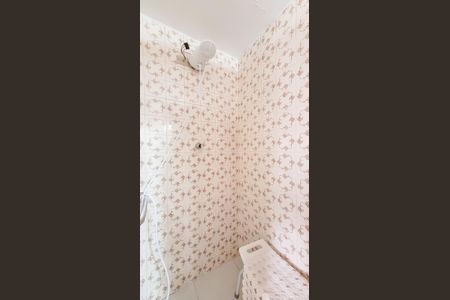 Apartamento à venda com 78m², 3 quartos e 1 vaga Apartamento à venda com 78m², 3 quartos e 1 vagaBanheiro Social