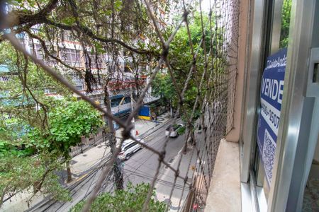 Apartamento à venda com 110m², 3 quartos e sem vaga Apartamento à venda com 110m², 3 quartos e sem vagaPlaquinha