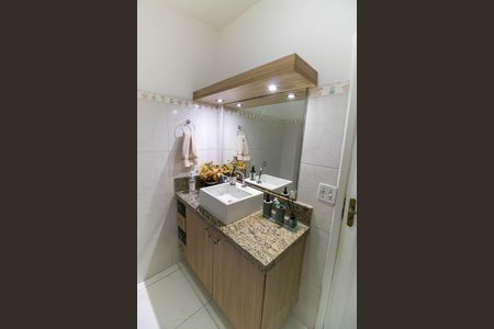 Apartamento à venda com 110m², 3 quartos e sem vaga Apartamento à venda com 110m², 3 quartos e sem vagaBanheiro Social