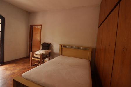 Casa para alugar com 358m², 3 quartos e 6 vagasSuíte