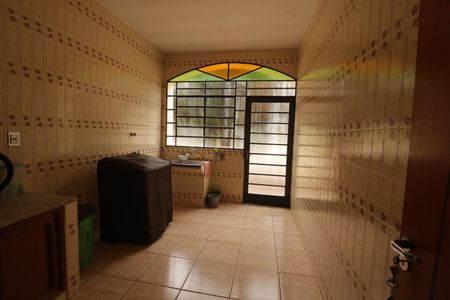 Casa para alugar com 358m², 3 quartos e 6 vagasÁrea de Serviço