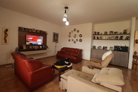 Sala de casa para alugar com 3 quartos, 358m² em Jardim Scala, Jundiaí