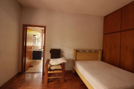 Casa para alugar com 358m², 3 quartos e 6 vagasSuíte