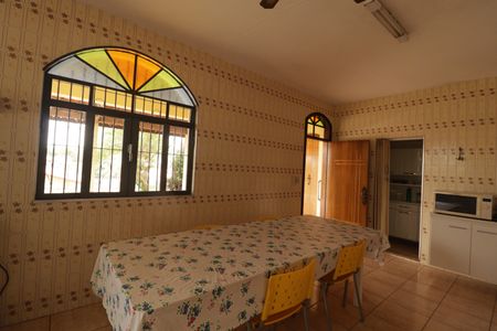 Casa para alugar com 358m², 3 quartos e 6 vagasCozinha