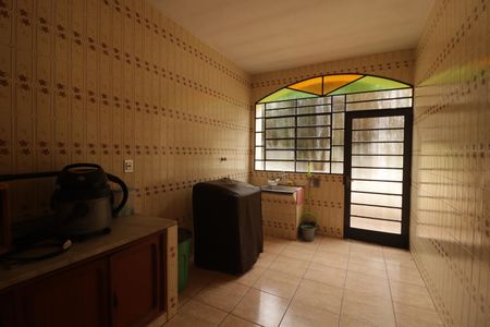 Casa para alugar com 358m², 3 quartos e 6 vagasÁrea de Serviço