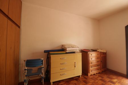 Casa para alugar com 358m², 3 quartos e 6 vagasQuarto 1