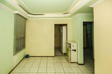 Sala de apartamento para alugar com 2 quartos, 48m² em Piratininga, Belo Horizonte