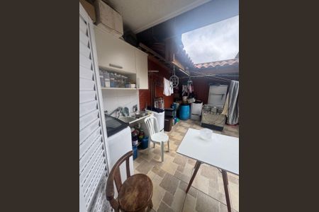 Casa à venda com 200m², 3 quartos e 2 vagasFoto 15