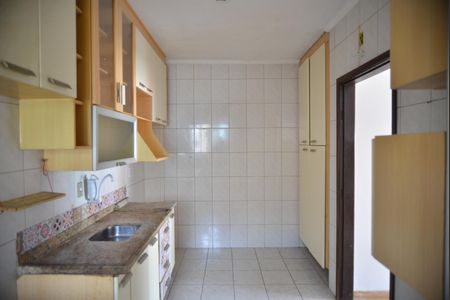 Apartamento à venda com 70m², 2 quartos e 2 vagasCozinha
