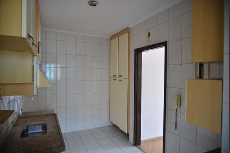 Apartamento à venda com 70m², 2 quartos e 2 vagasCozinha