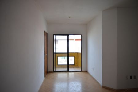 Apartamento à venda com 70m², 2 quartos e 2 vagasSala