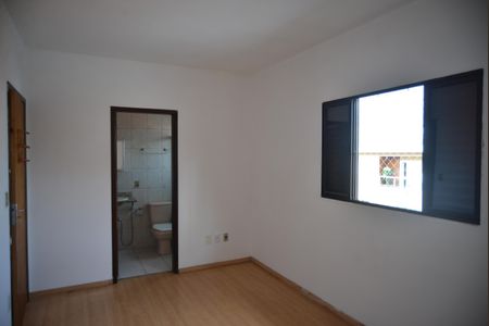 Apartamento à venda com 70m², 2 quartos e 2 vagasSuíte