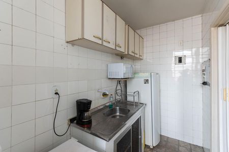 Apartamento à venda com 41m², 2 quartos e sem vagaCozinha e Área de Serviço