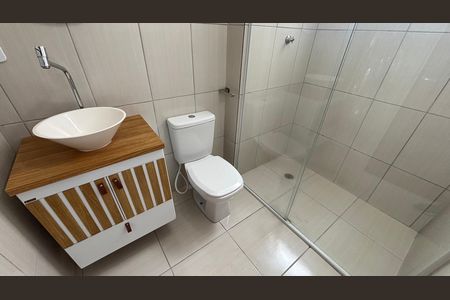 Apartamento para alugar com 60m², 2 quartos e 1 vaga Apartamento para alugar com 60m², 2 quartos e 1 vagaBanheiro