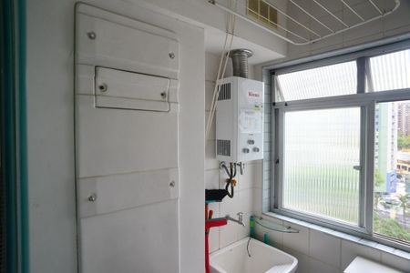 Apartamento para alugar com 60m², 1 quarto e 1 vagaÁrea de Serviço