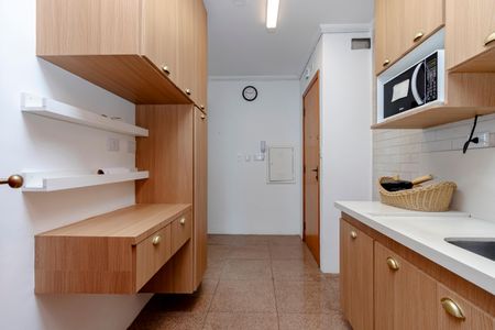 Apartamento à venda com 75m², 2 quartos e 2 vagasCozinha