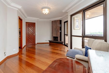 Apartamento à venda com 75m², 2 quartos e 2 vagasSala