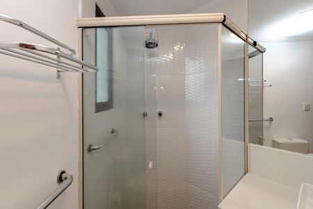 Apartamento à venda com 75m², 2 quartos e 2 vagasBanheiro da Suíte