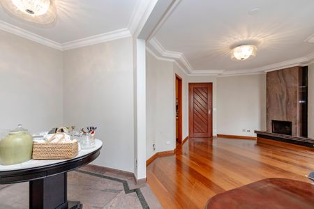 Sala de apartamento à venda com 2 quartos, 75m² em Campo Belo, São Paulo