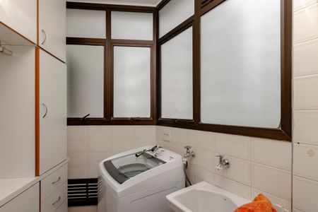 Apartamento à venda com 75m², 2 quartos e 2 vagasÁrea de Serviço