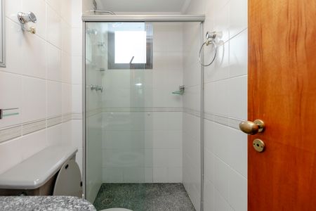 Apartamento à venda com 75m², 2 quartos e 2 vagasBanheiro Social