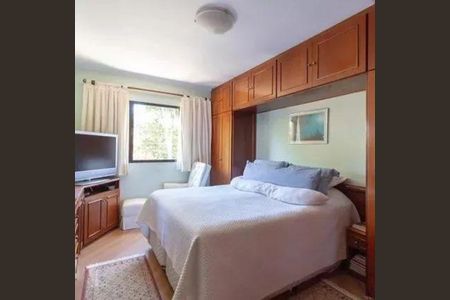 Casa à venda com 3 quartos, 217m² em Bosque da Saúde, São Paulo