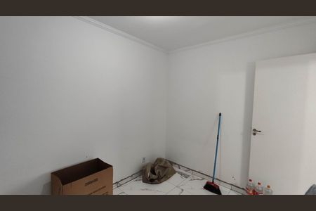 Quarto 2 de apartamento para alugar com 2 quartos, 46m² em Vila Correa, Ferraz de Vasconcelos