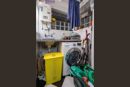 Apartamento à venda com 83m², 2 quartos e 1 vagaÁrea de Serviço