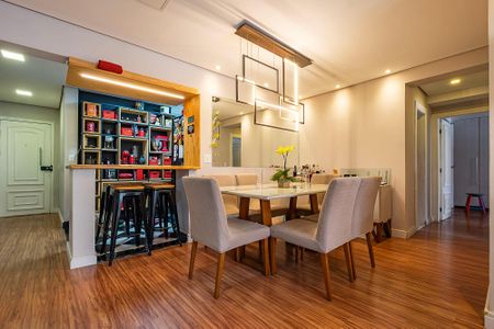 Apartamento à venda com 83m², 2 quartos e 1 vagaSala