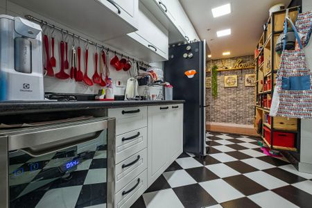 Apartamento à venda com 83m², 2 quartos e 1 vagaCozinha