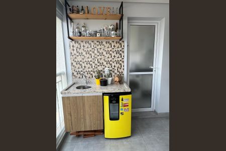 Apartamento à venda com 57m², 2 quartos e 1 vaga Apartamento à venda com 57m², 2 quartos e 1 vagaVaranda