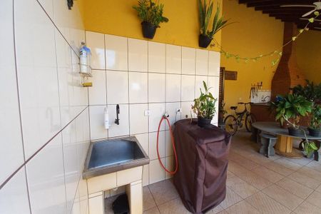 Casa à venda com 197m², 4 quartos e 4 vagasÁrea de Serviço