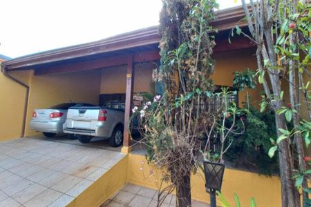 Casa à venda com 197m², 4 quartos e 4 vagasGaragem