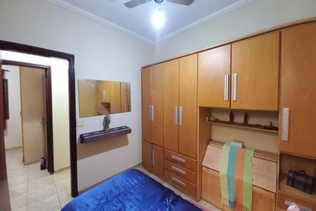 Casa à venda com 197m², 4 quartos e 4 vagasQuarto 2