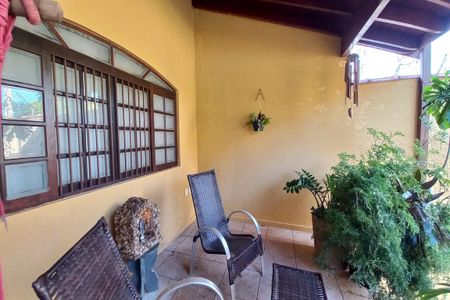 Casa à venda com 197m², 4 quartos e 4 vagasÁrea Externa