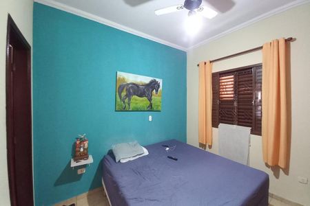 Casa à venda com 197m², 4 quartos e 4 vagasSuíte