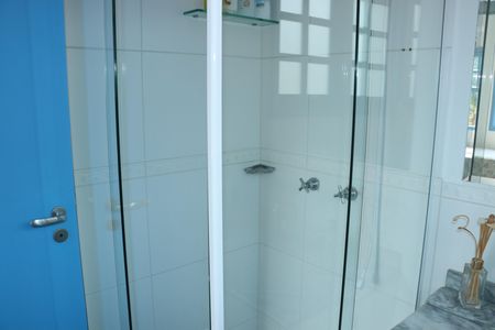 Casa de condomínio para alugar com 300m², 5 quartos e 4 vagasBanheiro da Suíte 3