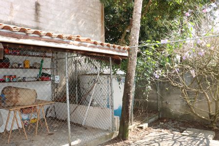 Casa de condomínio para alugar com 300m², 5 quartos e 4 vagasQuintal