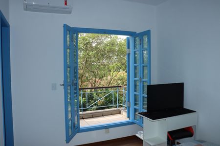 Casa de condomínio para alugar com 300m², 5 quartos e 4 vagasSuíte 5