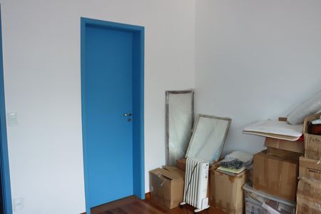 Casa de condomínio para alugar com 300m², 5 quartos e 4 vagasSuíte 3