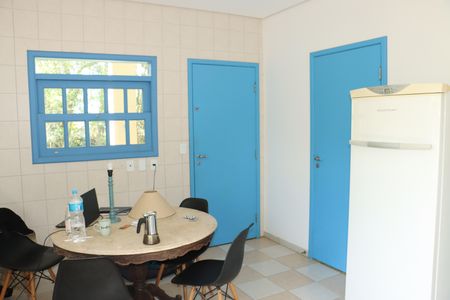 Casa de condomínio para alugar com 300m², 5 quartos e 4 vagasCozinha